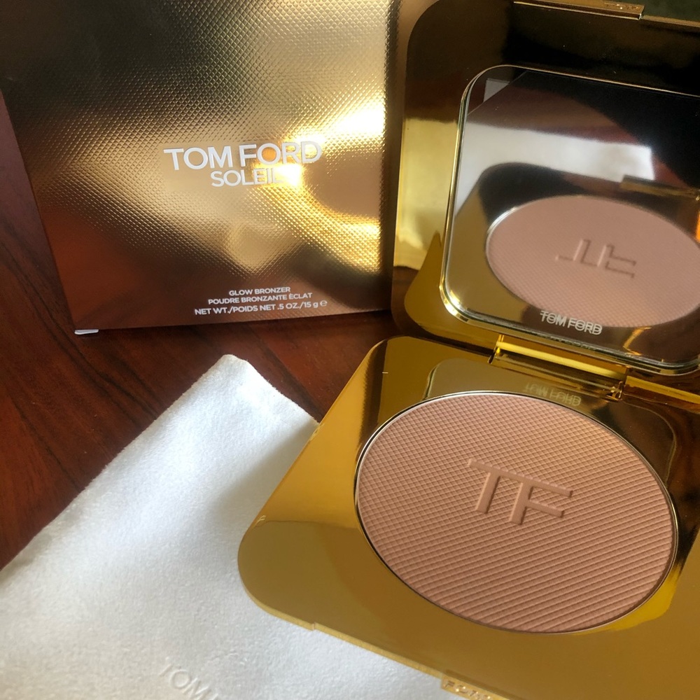 TF Soleil Glow Bronzer 5 oz .Terra 02